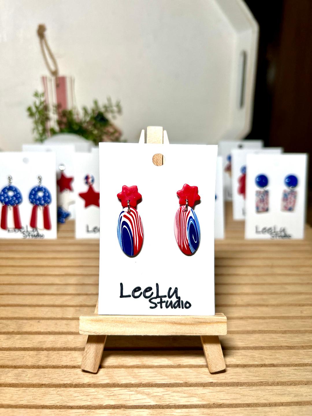4th of July oval swirl drop small dangle