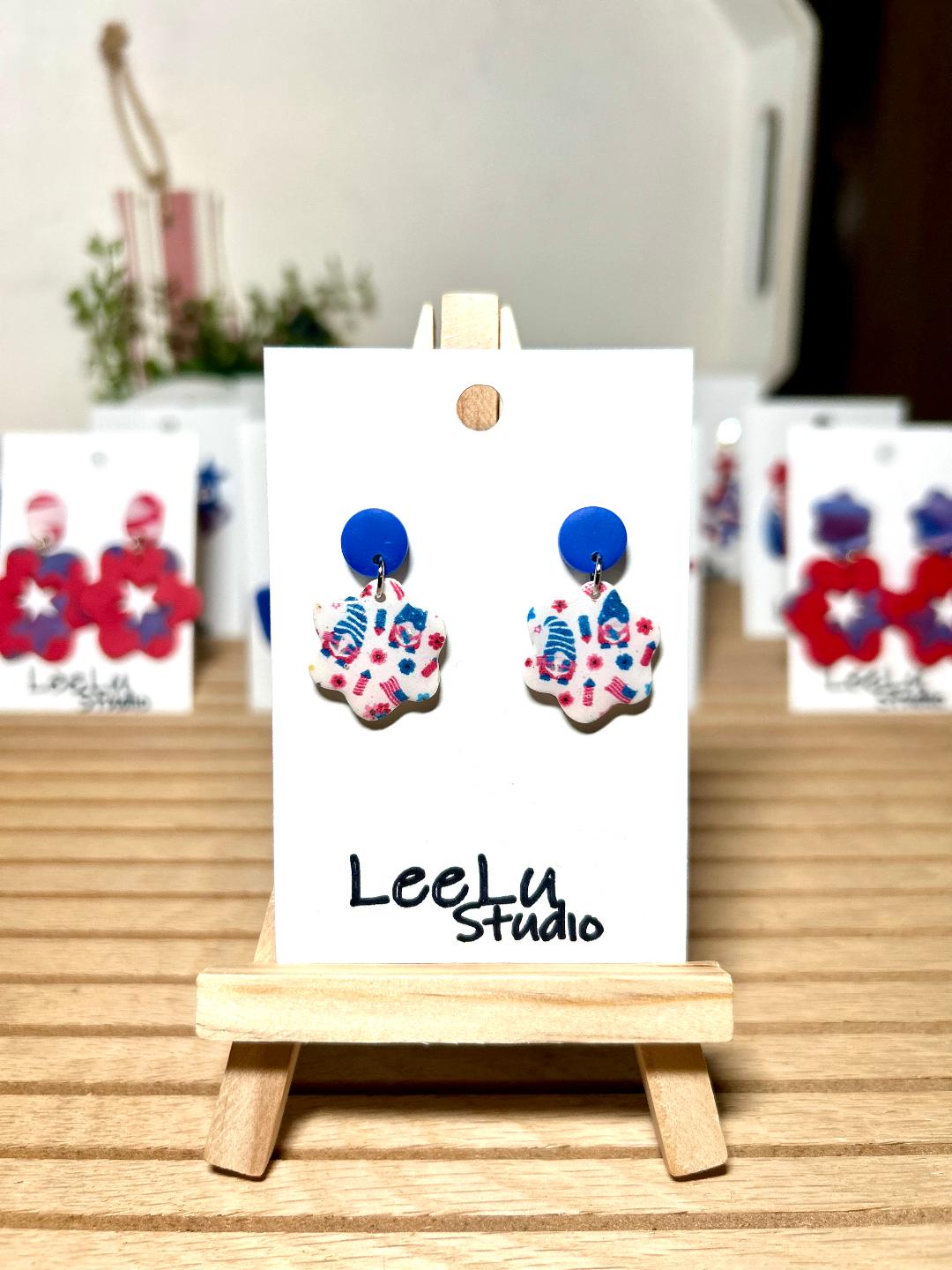 4th of July gnome flower small dangle earrings